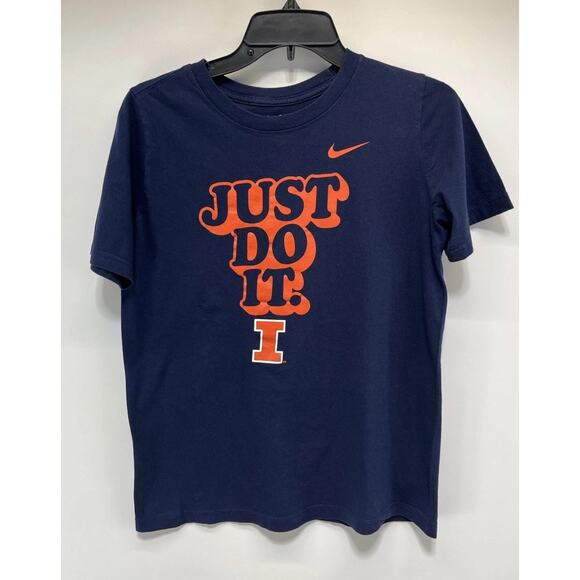 Blue Nike T-Shirt Boyz Size XL Just Do It Fighting Illini , Illinois University - Picture 1 of 4